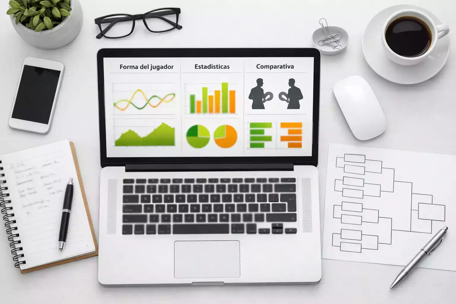 Mesa de trabajo con portátil mostrando estadísticas de jugadores de tenis